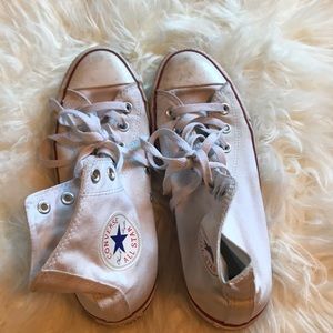 White converse